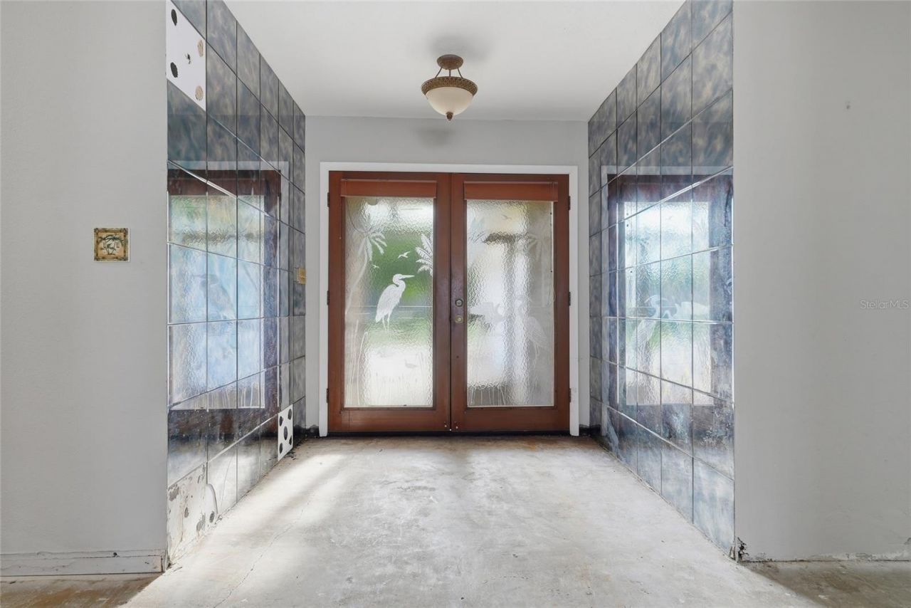 1401 SE Paradise Avenue, Crystal River, FL 34429 Photo