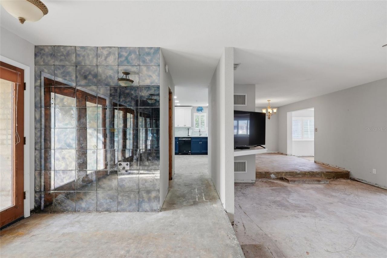 1401 SE Paradise Avenue, Crystal River, FL 34429 Photo