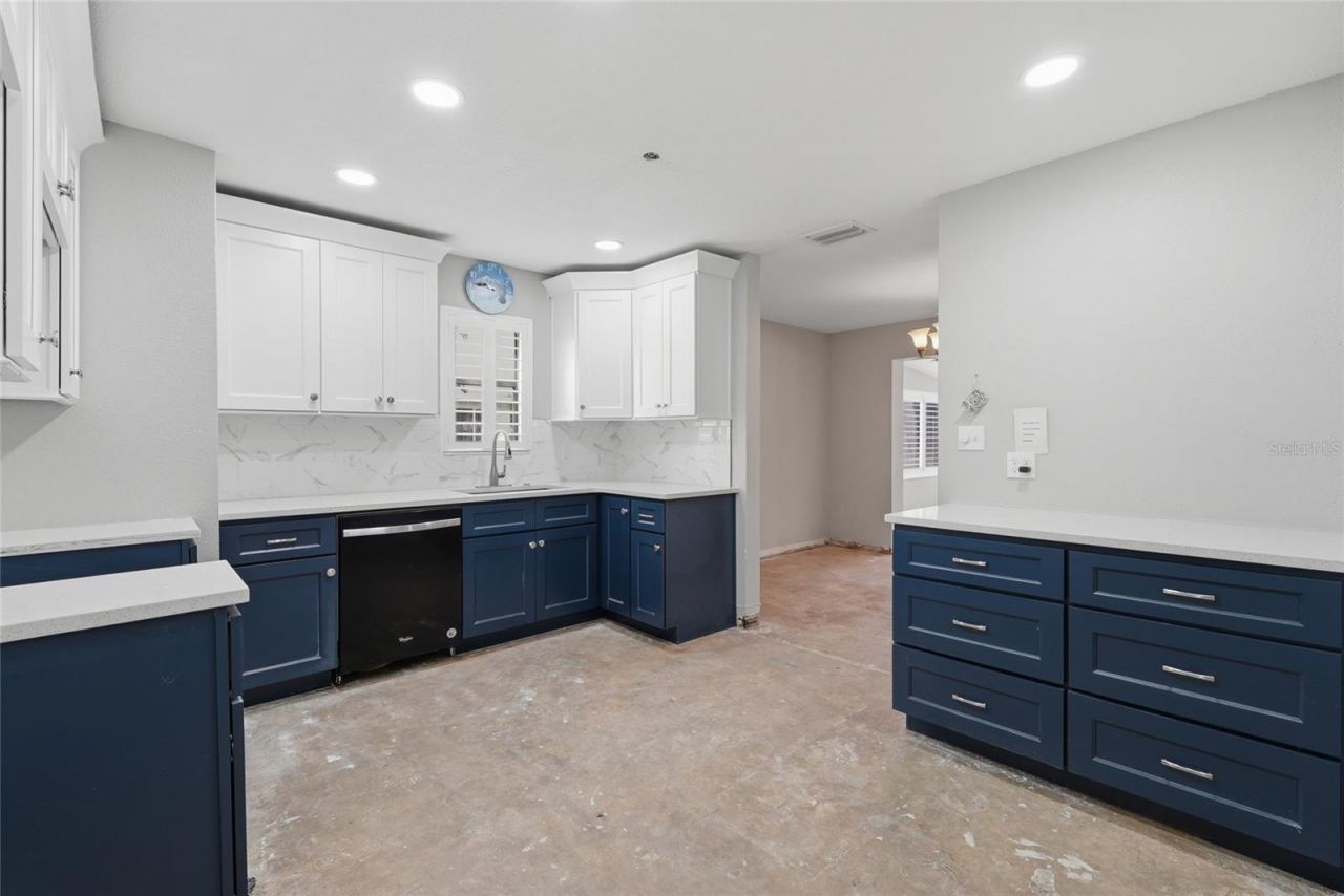 1401 SE Paradise Avenue, Crystal River, FL 34429 Photo