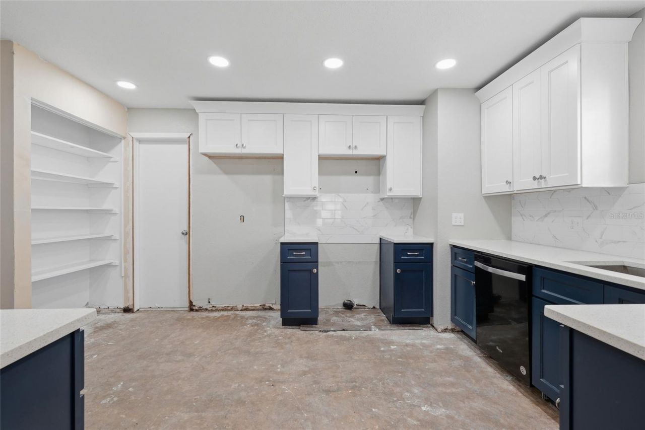 1401 SE Paradise Avenue, Crystal River, FL 34429 Photo