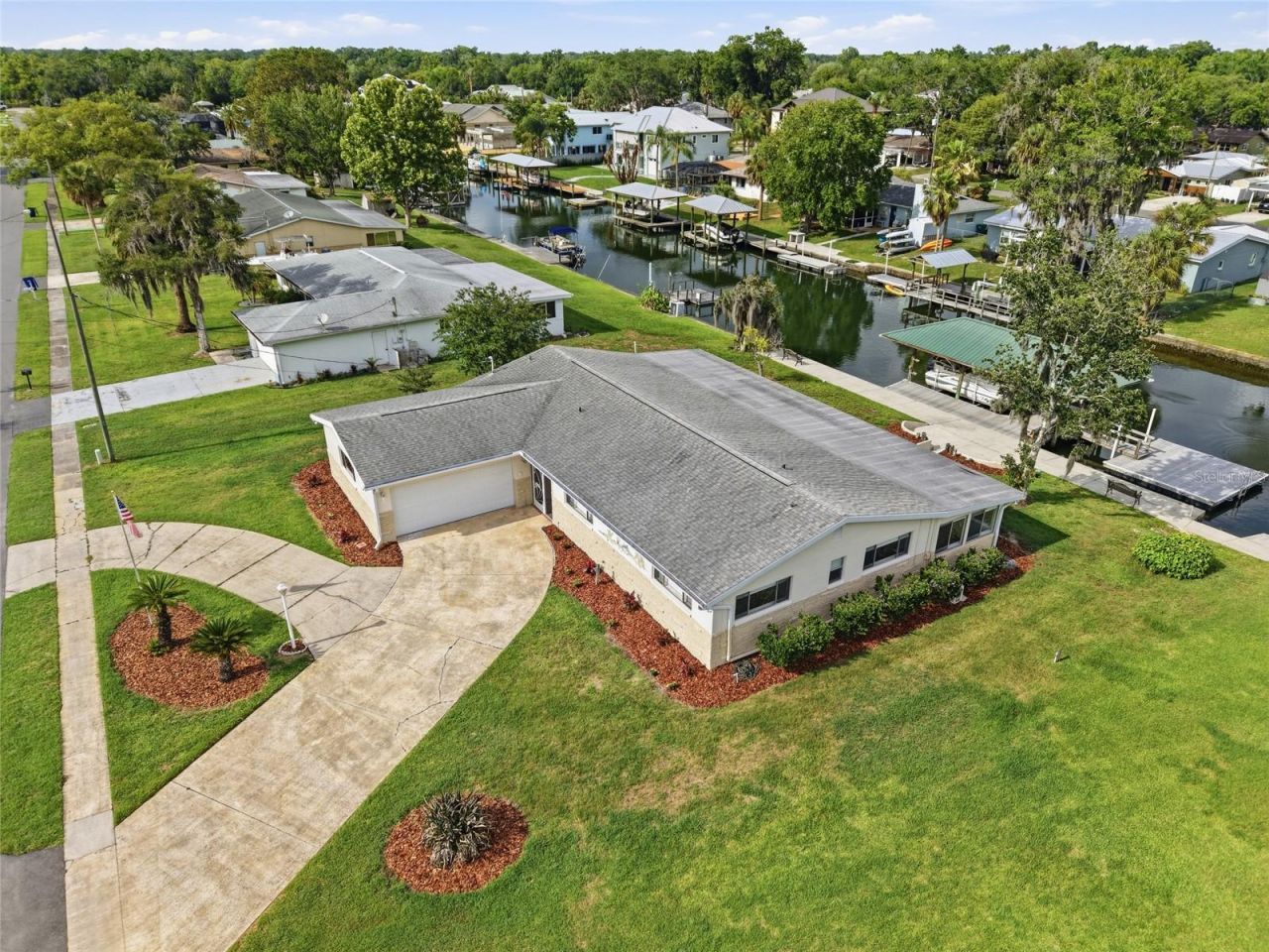 1401 SE Paradise Avenue, Crystal River, FL 34429 Photo