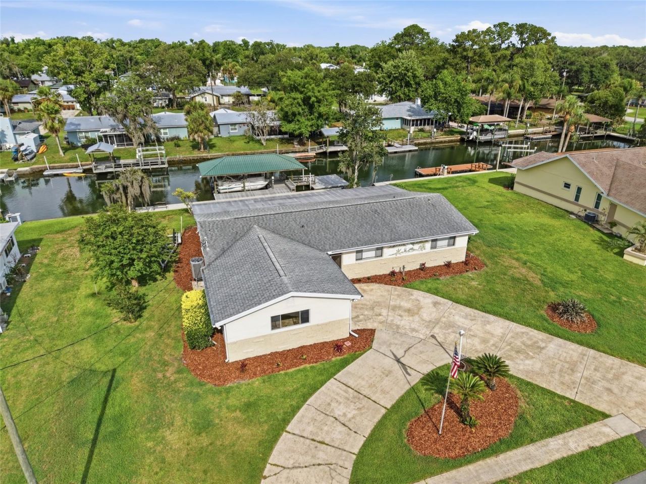 1401 SE Paradise Avenue, Crystal River, FL 34429 Photo