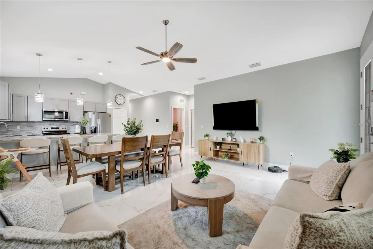 4929 20th Street Court E, Bradenton, FL 34203 Photo