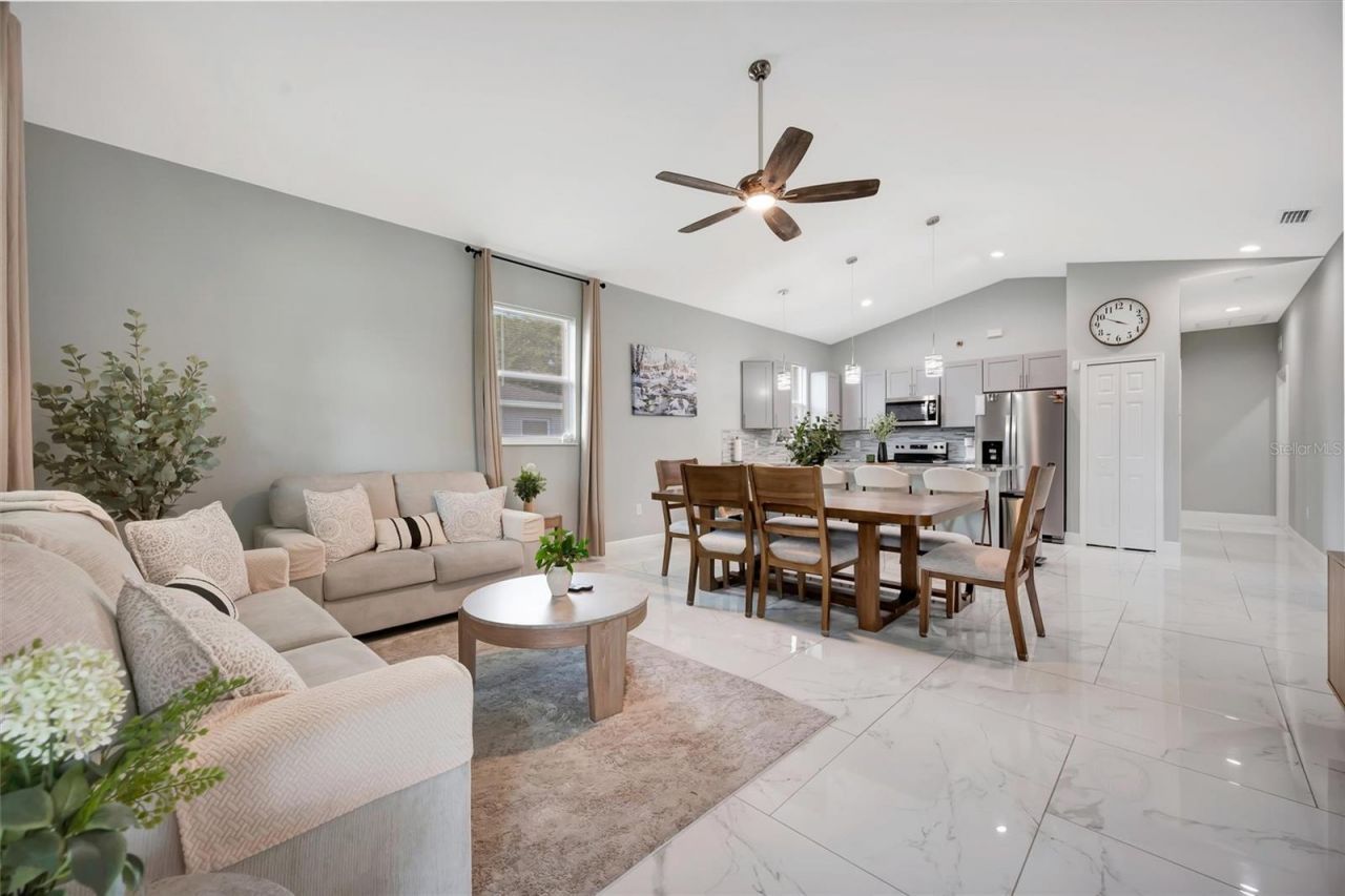 4929 20th Street Court E, Bradenton, FL 34203 Photo