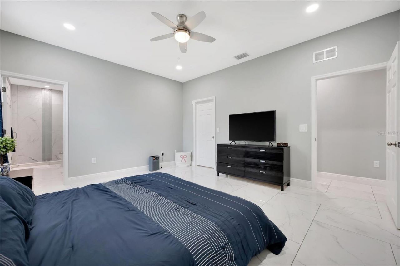 4929 20th Street Court E, Bradenton, FL 34203 Photo