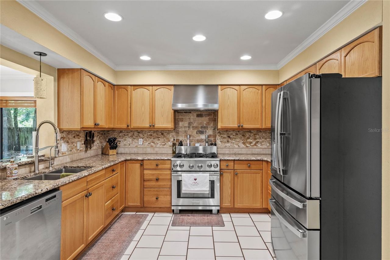 2503 High Oaks Lane, Lutz, FL 33559 Photo