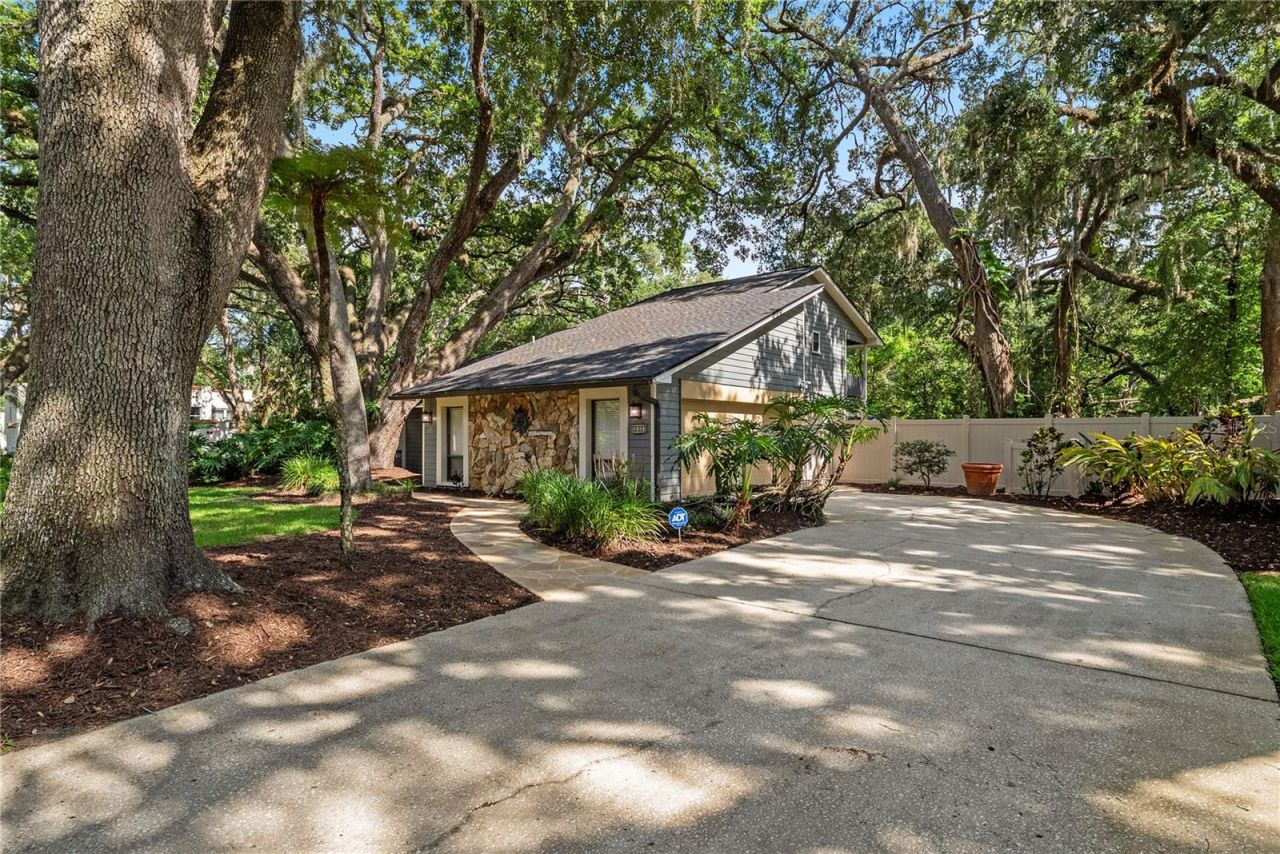 2503 High Oaks Lane, Lutz, FL 33559 Photo