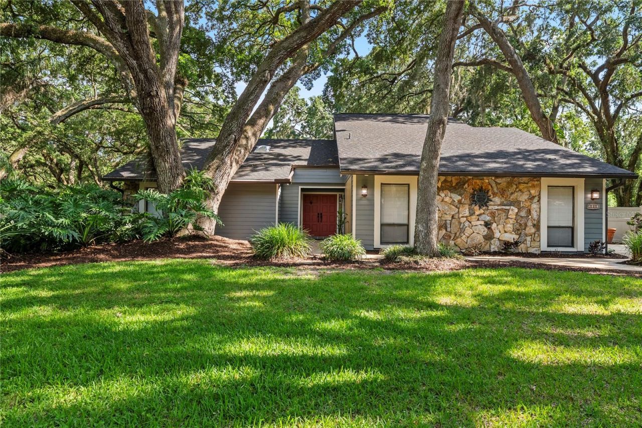 2503 High Oaks Lane, Lutz, FL 33559 Photo