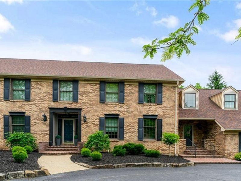 6127 Pebble Beach Court, Canfield, OH 44406 Photo 2