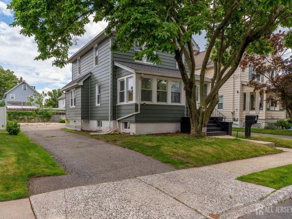 11 Jean Court , Woodbridge, NJ 07095