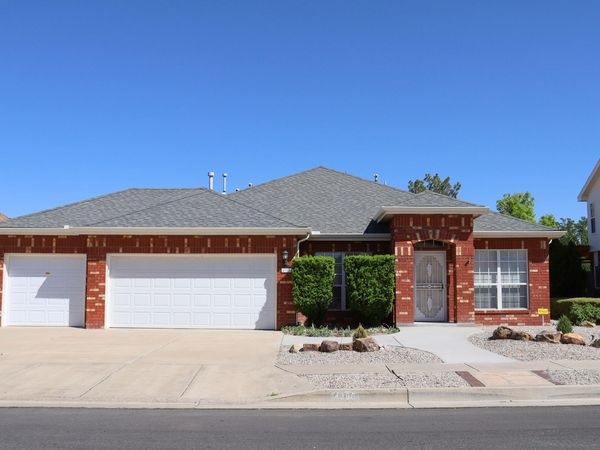 4300 Ridgemont Avenue NW, Albuquerque, NM 87114