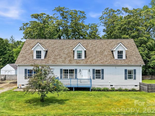 40 Liberty Road, Candler, NC 28715