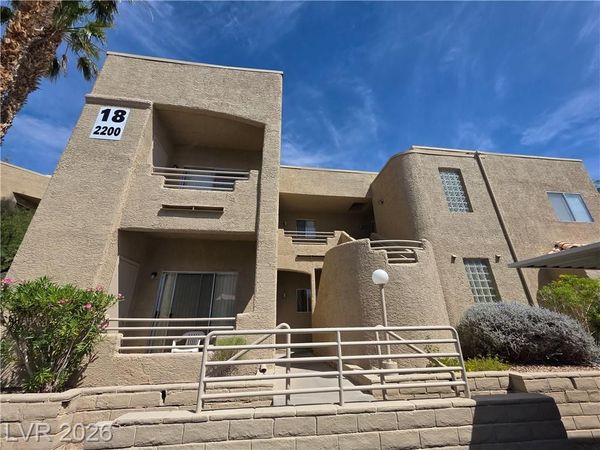 2200 Highpointe Drive, Unit 201, Laughlin, NV 89029