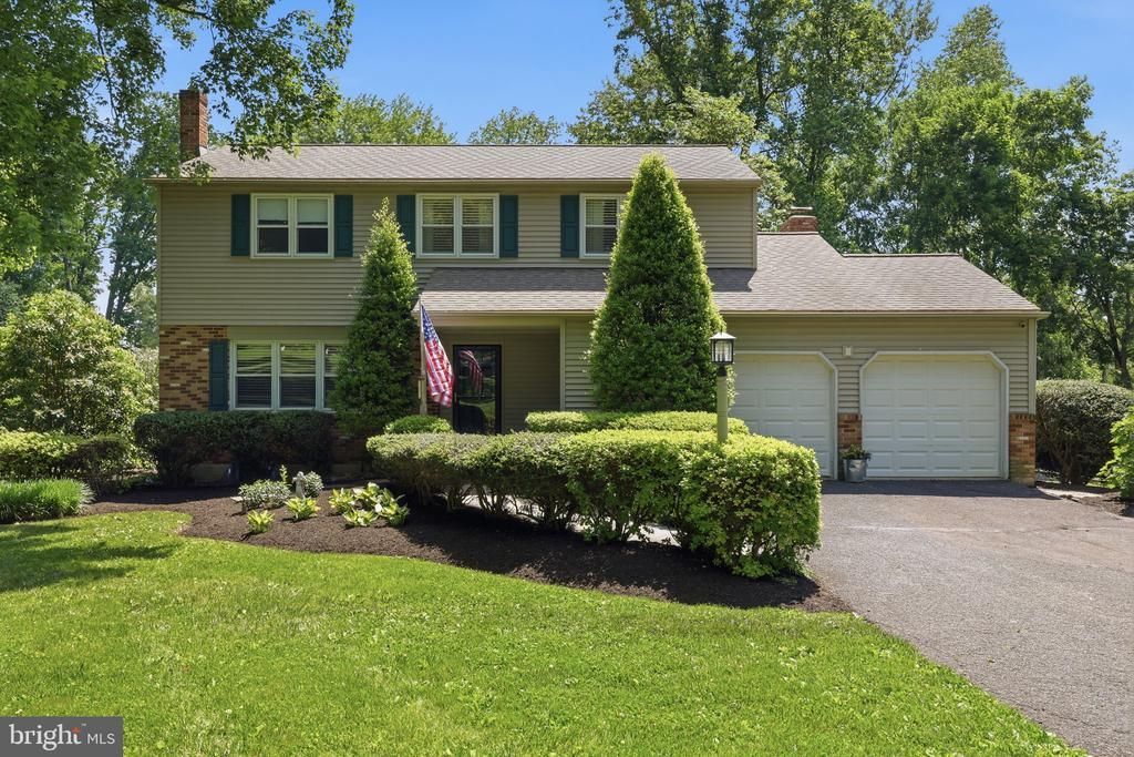 4687 WOODFIELD CIRCLE , DOYLESTOWN, PA 18902