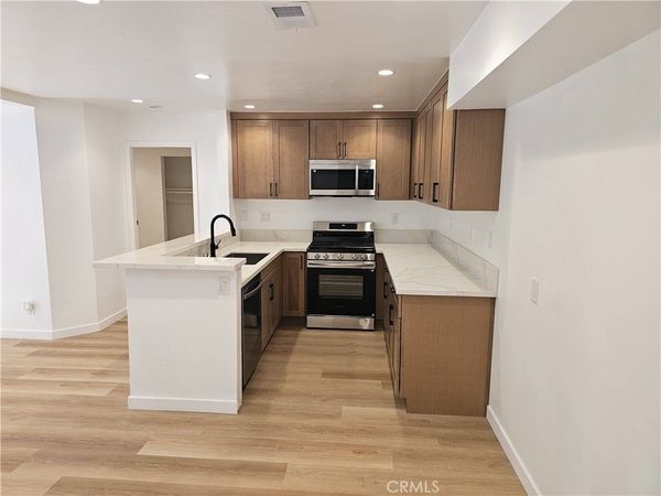 18804 Mandan st, Unit 807, Canyon Country, CA 91351