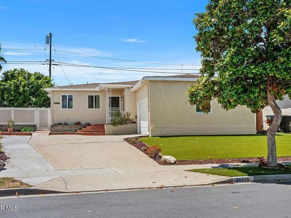 26015 Crest Road, Torrance, CA 90505