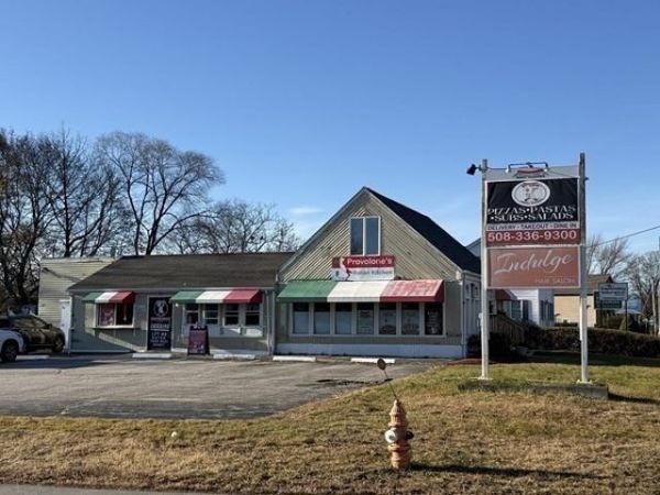 717 Fall River Ave, Seekonk, MA 02771