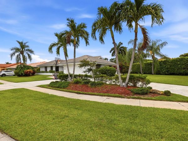 2657 SW 23rd Cranbrook Drive, Boynton Beach, FL 33436