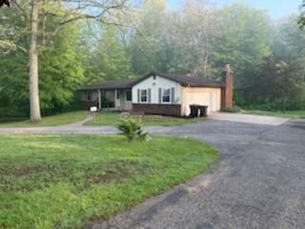 5841 13 Mile Road NE, Unit A, Rockford, MI 49341