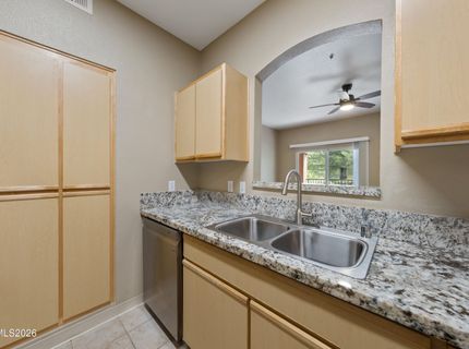 6850 Sharlands Avenue, Unit # 1038, Reno, NV 89523 Photo
