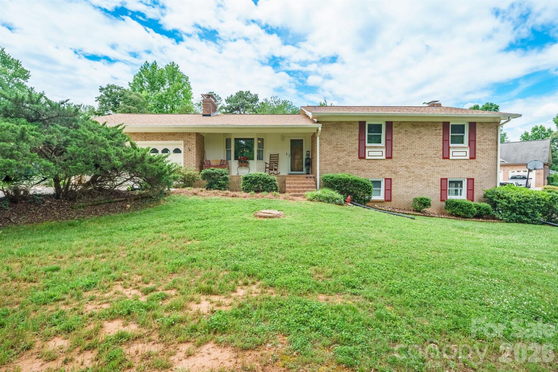 201 Wellington Drive , Lincolnton, NC 28092 Main Photo