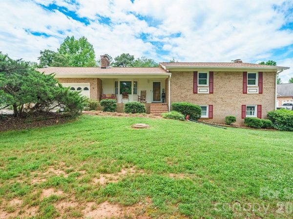 201 Wellington Drive , Lincolnton, NC 28092