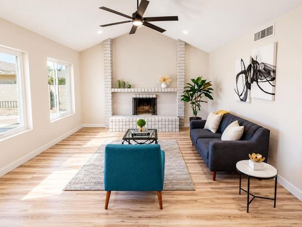 4617 W ECHO Lane, Glendale, AZ 85302