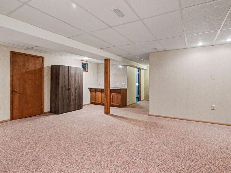 2129 Brookhurst Avenue, Unit D, Columbus, OH 43229 Photo 24