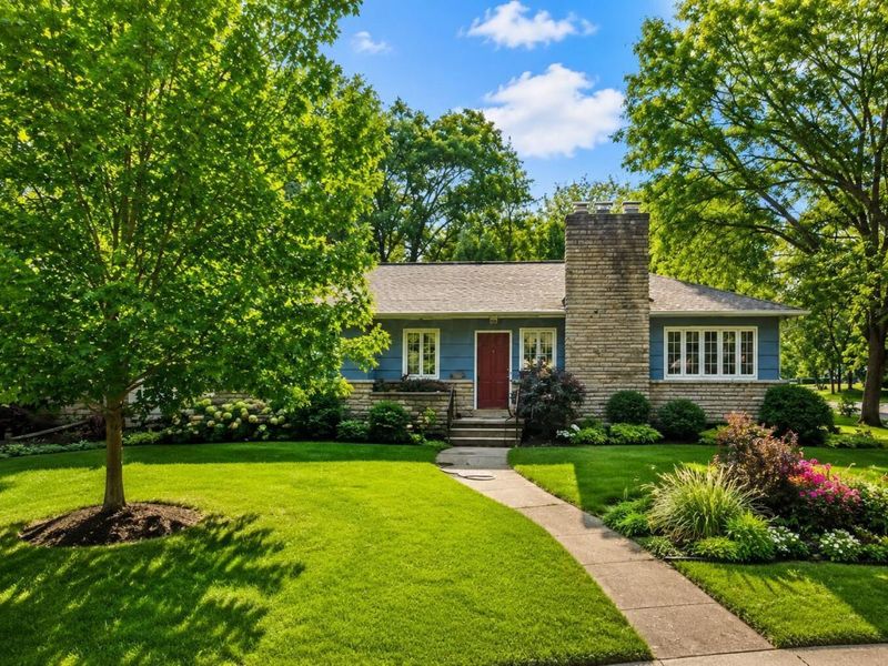 5804 Falmouth Court, Columbus, OH 43085 Photo 2
