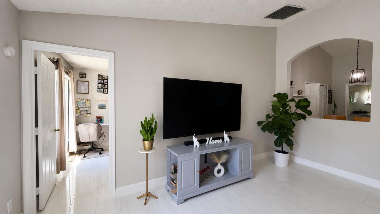 1002 SW Longfellow Road, Port Saint Lucie, FL 34953 Photo