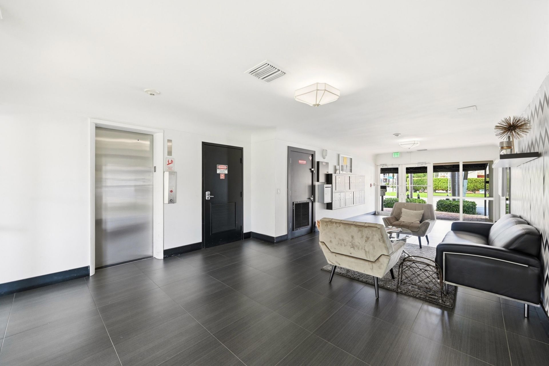 2881 NE 32nd Street, Unit 118, Fort Lauderdale, FL 33306 Photo
