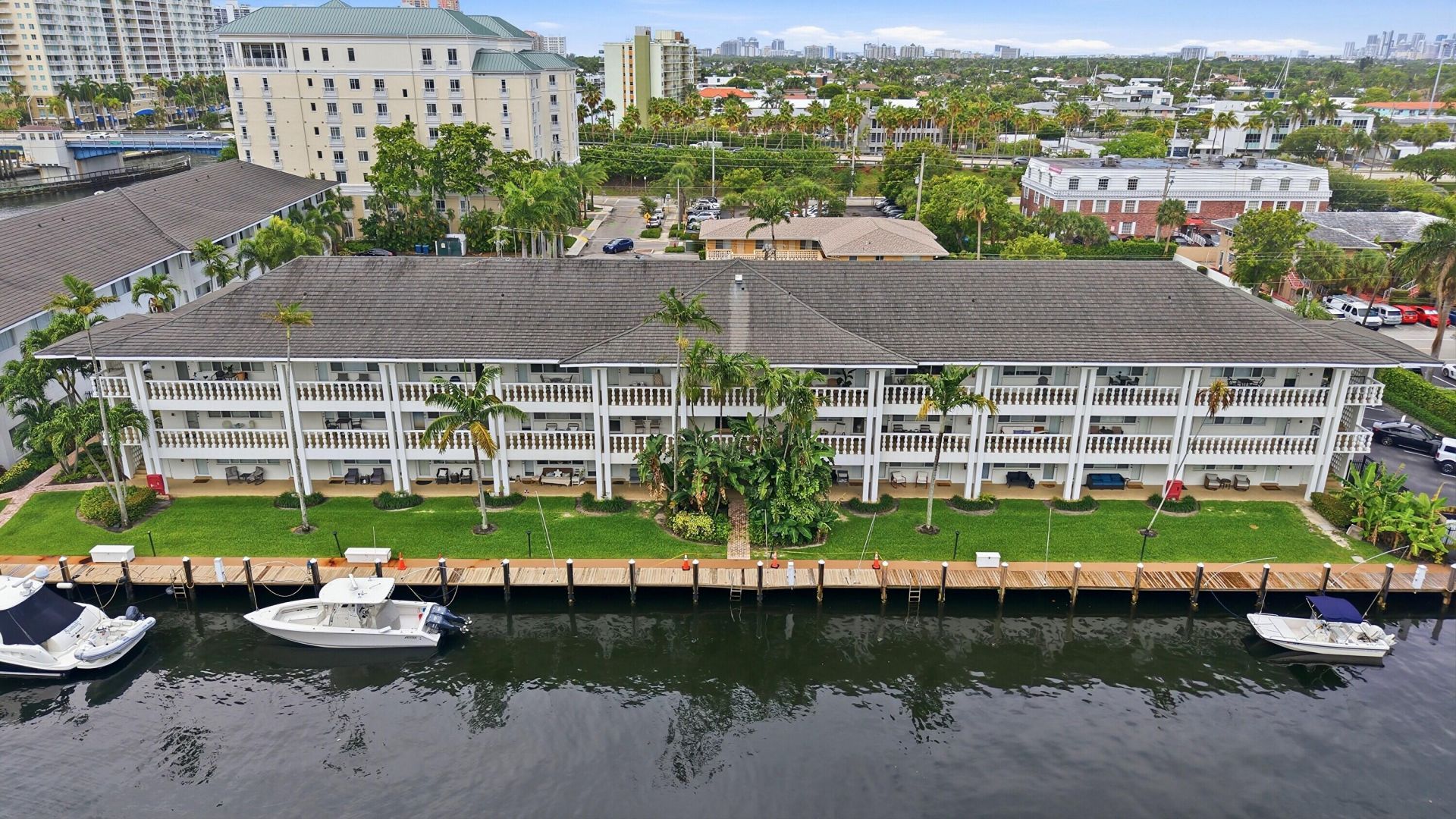 2881 NE 32nd Street, Unit 118, Fort Lauderdale, FL 33306 Photo