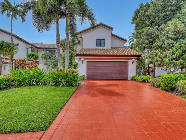 6532 Via Rosa, Boca Raton, FL 33433