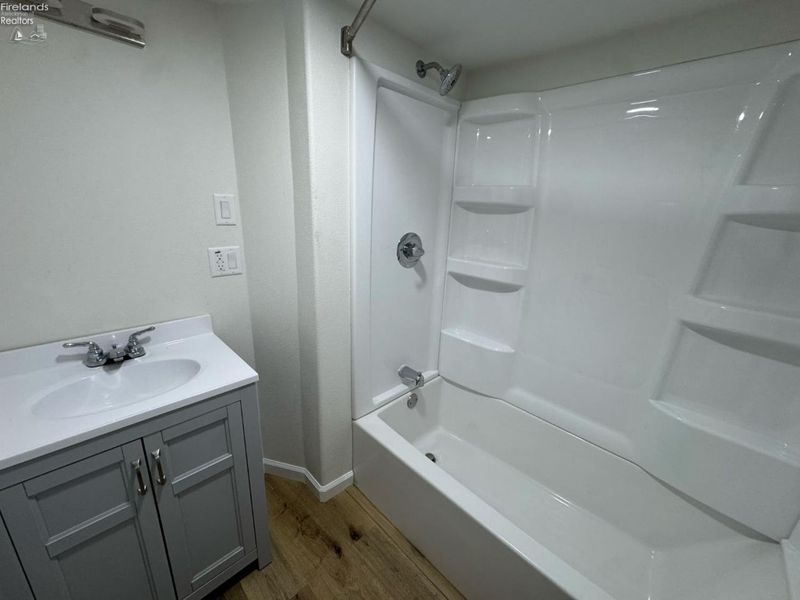 907 Tiffin Street, Unit 5, Fremont, OH 43420 Photo 13