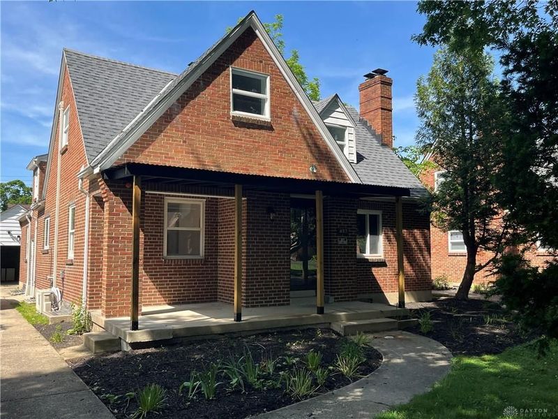 407 Dellwood Avenue, Oakwood, OH 45419 Photo 2