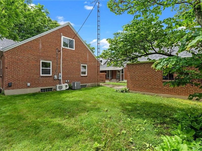 407 Dellwood Avenue, Oakwood, OH 45419 Photo 5