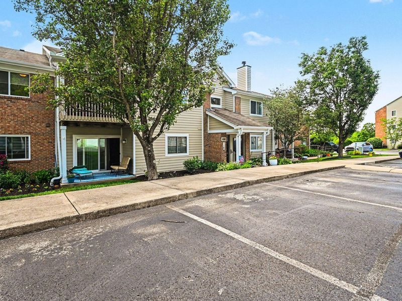490 Lakeview Drive, Unit 205, Newport, KY 41071 Photo 3