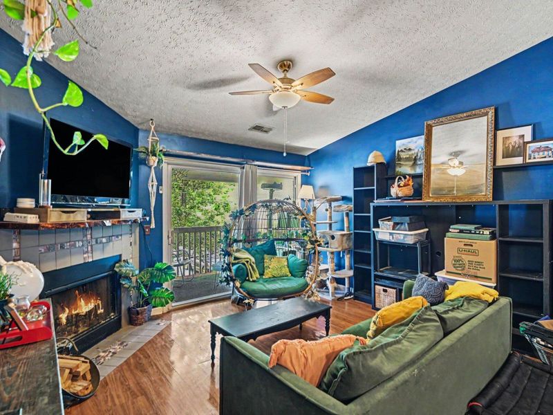 490 Lakeview Drive, Unit 205, Newport, KY 41071 Photo 4