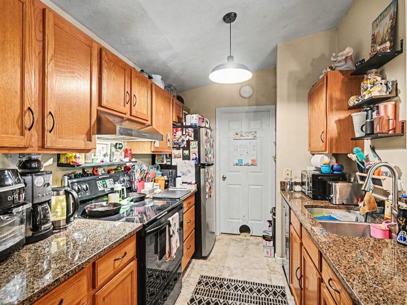 490 Lakeview Drive, Unit 205, Newport, KY 41071 Photo 7