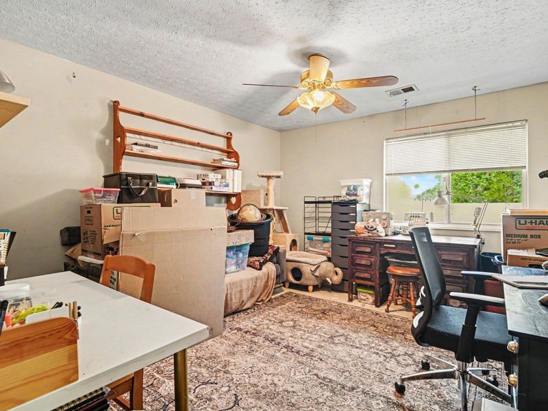 490 Lakeview Drive, Unit 205, Newport, KY 41071 Photo 8