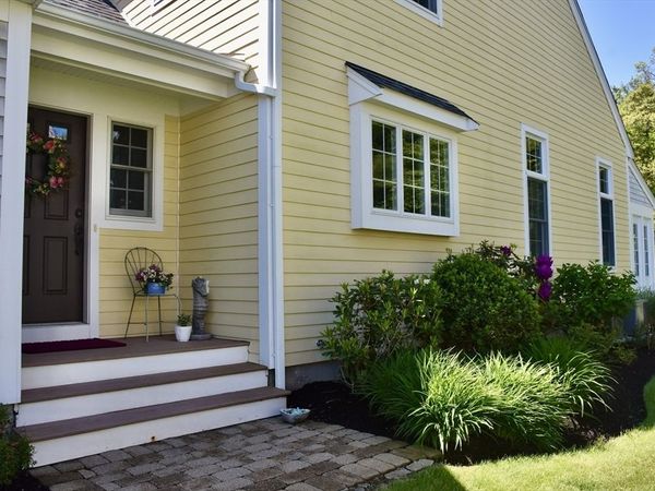 102 Fairhaven Rd, Unit 6, Mattapoisett, MA 02739