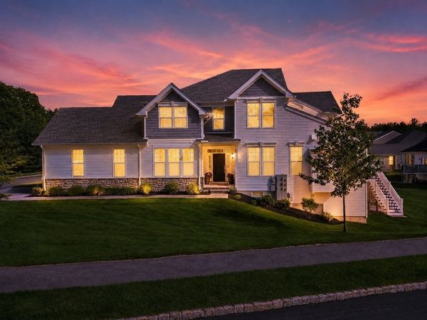 7 Hummingbird Way, Unit 150, Methuen, MA 01844