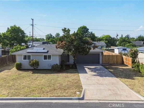 5703 E Hampton, Fresno, CA 93727