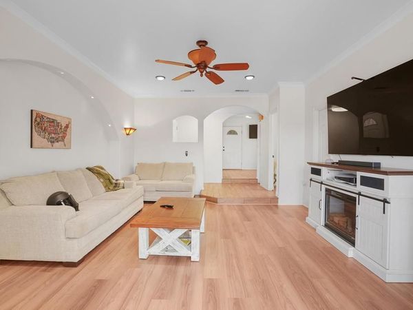 2760 Menlo Avenue, San Diego, CA 92105