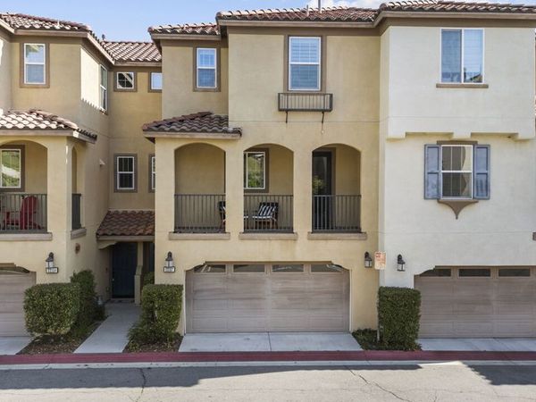 22157 Barrington Way, Saugus, CA 91350