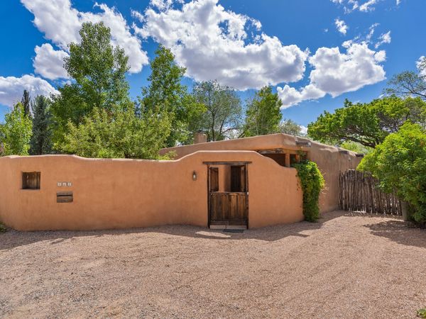 414 Sosaya Lane , Santa Fe, NM 87505