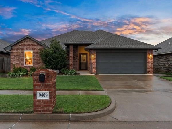 9409 NW 87th Place, Yukon, OK 73099