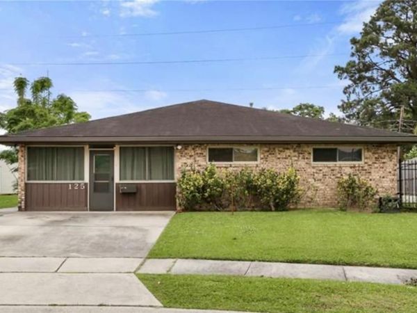 125 KENNEDY Drive, Gretna, LA 70053