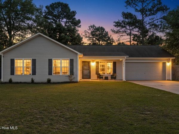 143 Ashbury Park Lane, Richlands, NC 28574