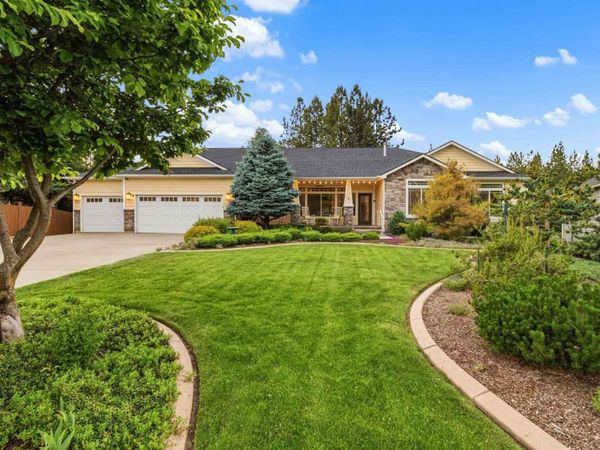 2812 W Payton Ln, Spokane, WA 99218